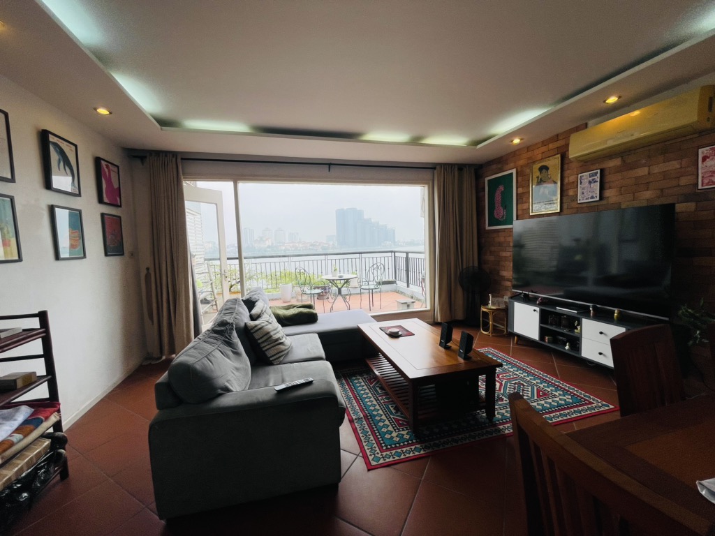 Nhà đẹp mặt phố Hồ Tây, 98 tỷ, 2 MẶT TIỀN - 1MẶT PHỐ - 1 MẶT NGÕ