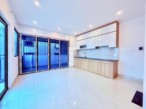 PHỐ LỤA - LÔ GÓC 2 THOÁNG - 40M x 6 TẦNG THANG MÁY - FULL NỘI THẤT - GIÁ 7 TỶ 65.