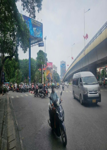 Nhà Lô góc mặt phố Trần Duy Hưng, ở - kinh doanh siêu đỉnh