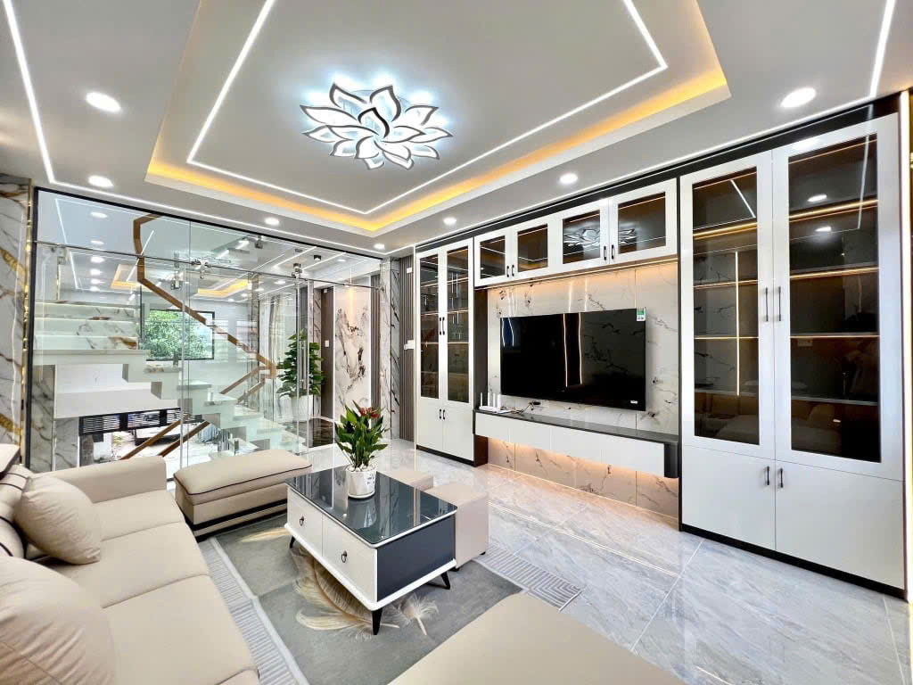 mặt tiền kinh doanh đường bùi văn ngữ hiệp thành quận 12