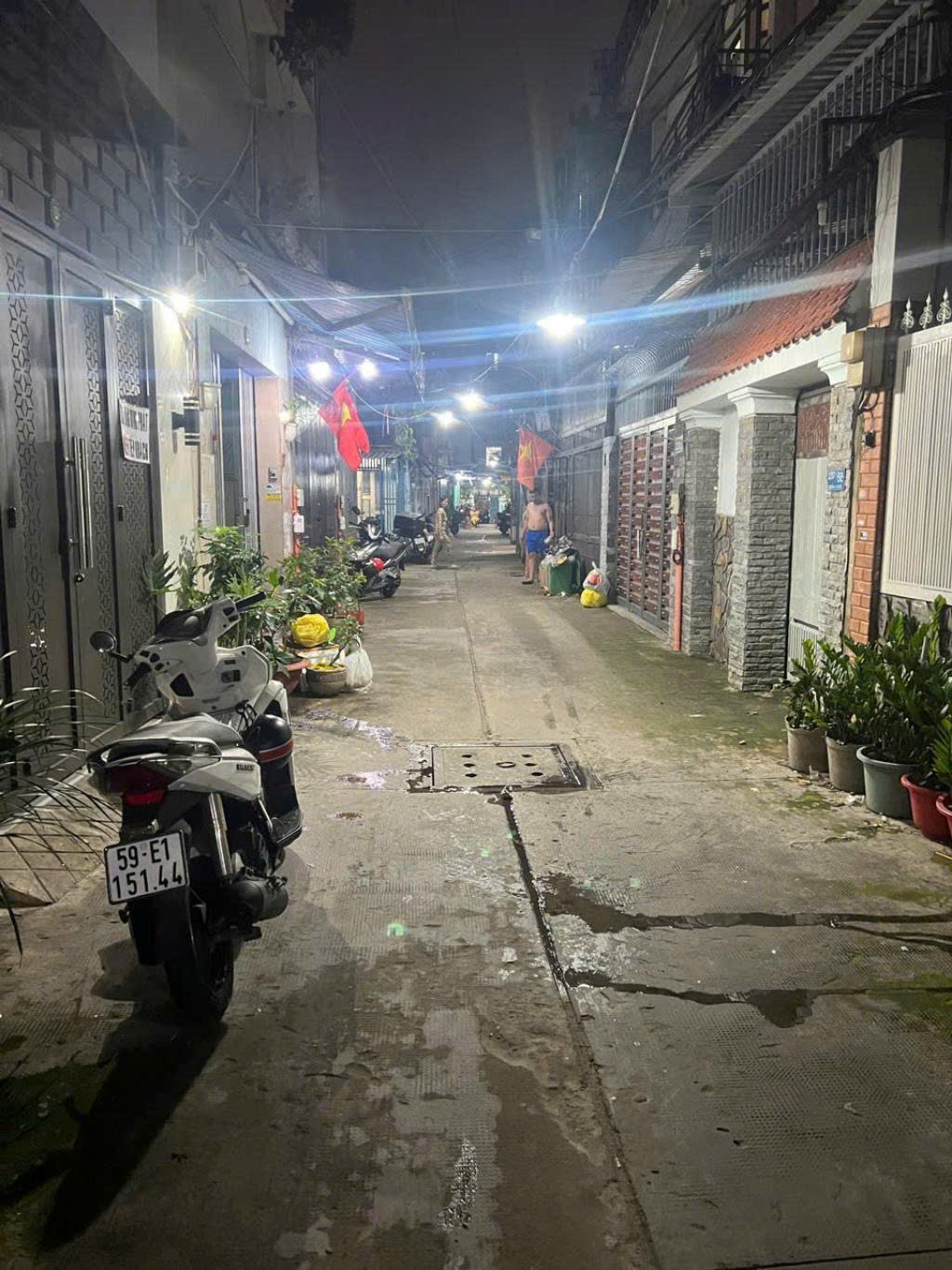 BÁN NHÀ TRUNG TÂM Q.3 – TRẦN VĂN ĐANG -  NHÀ VUÔNG VỨC ĐẸP 5X13 – 4 TẦNG - 5PN - HẺM 4M - THÔNG THOÁNG - DÂN CƯ AN NINH - NHỈNH 9 TỶ.