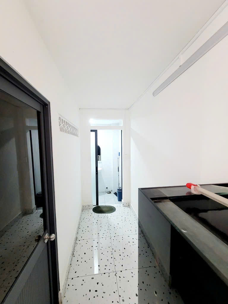 Nhà 2 Mặt Tiền Ngang 17m - Khu Trung Tâm Quận 3 - Vị Trí Hiếm – 68m2 – 17x4m - Nhỉnh_15_Tỷ