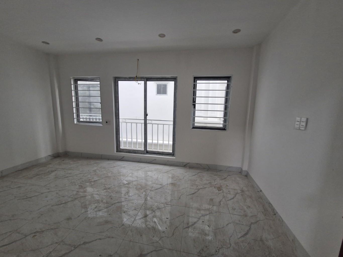 BÁN NHÀ An Thắng, Biên Giang Hà Đông, NGÕ THÔNG - NHÀ MỚI - GẦN Ô TÔ . S.I.Ê.U H.Ó.T 31.5m2 giá 4 Tỷ