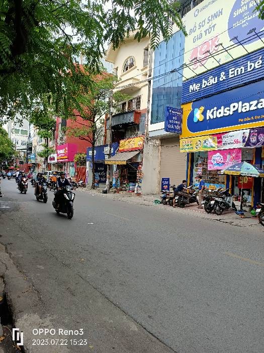 Bán Nhà Phố Hoàng Văn Thái Siêu Phẩn !!!
