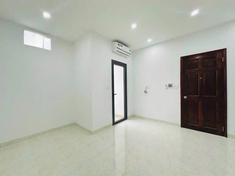 Nhà 2 tầng, dt 73,6m2 ngang 5m giá 3,6tỷ, Bình Chiểu, Thủ Đức. 