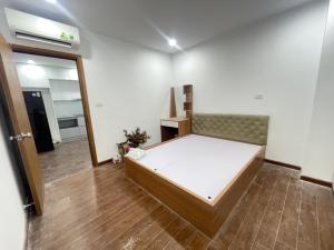 Bán căn hộ 3 PN chung cư cowa