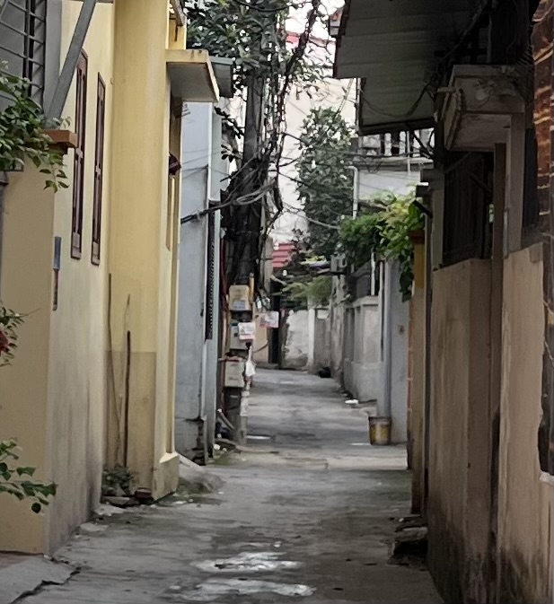 BÂN NHÀ PHỐ XỐM PHÚ LƯƠNG