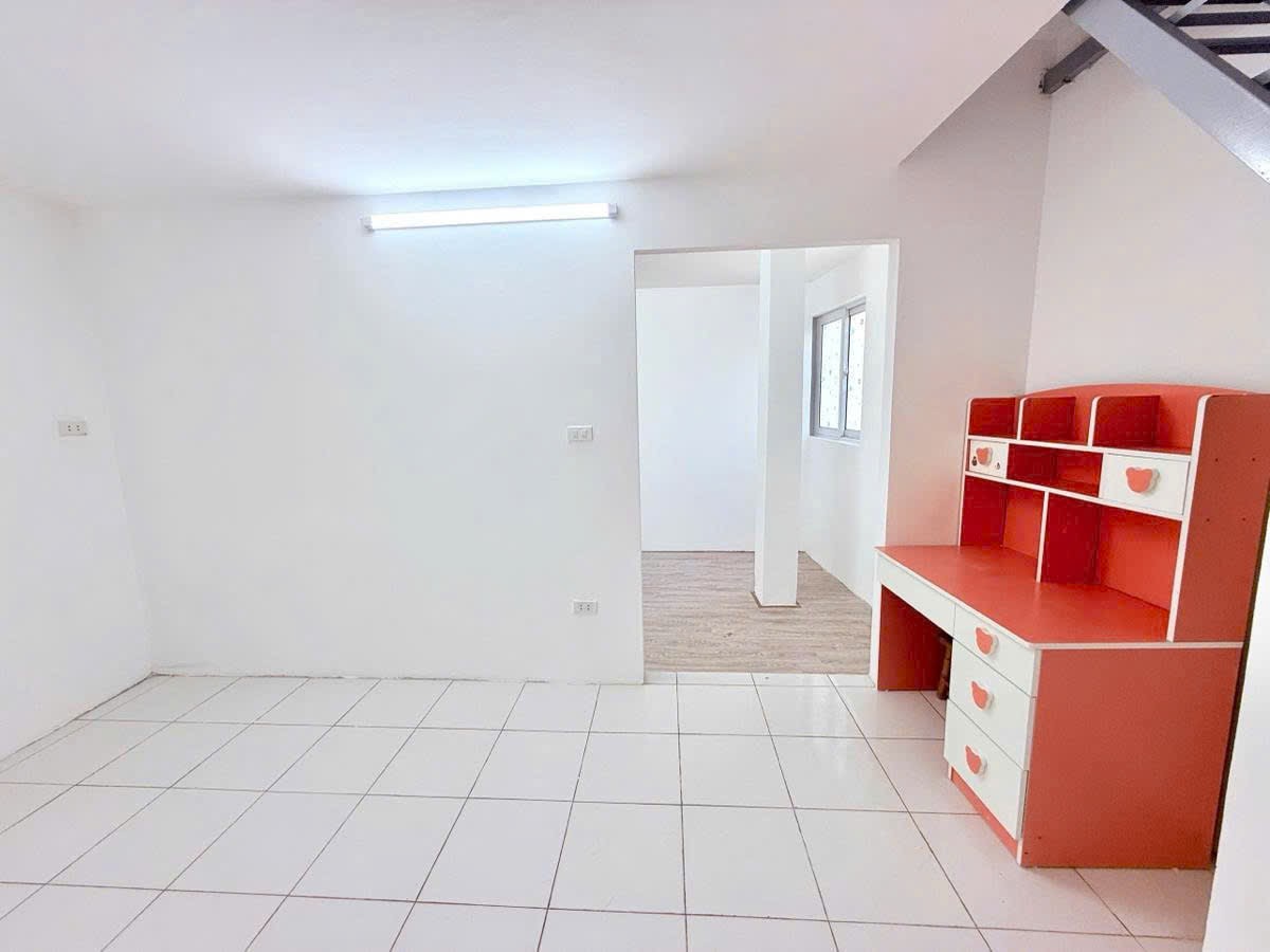 bán nhà phố Đào Tấn, Cạnh công viên 3 bước tới trường học cấp 1,2 60m2 chỉ 4.1 tỉ