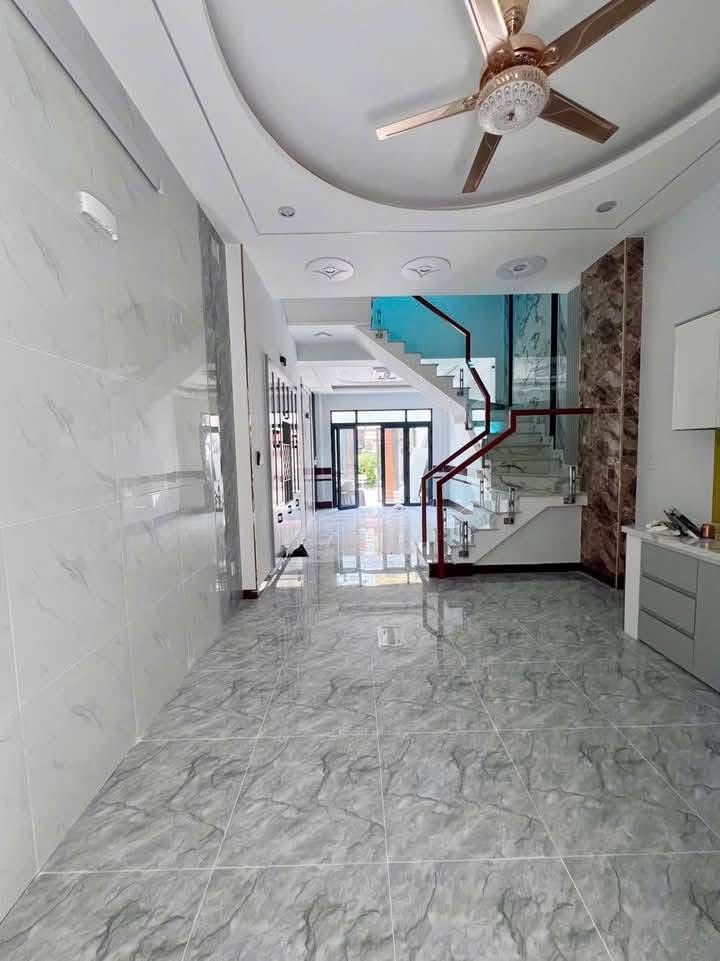 Bán Nhà Riêng - 6 Tầng Mơi Tinh - Oto Ngủ Trong Nhà - Nam Từ Liêm 6.x tỷ