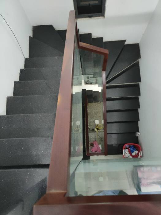 NHÀ MẶT TIỀN NGANG HƠN 5M , ĐƯỜNG TTN 1, P. ÐHT, Q12
