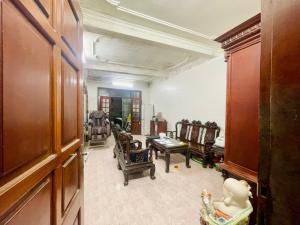 Bán nhà Nam Đồng Đống Đa, dt 50m2 giá 11 tỷ có thương lượng, thoáng 2 mặt
