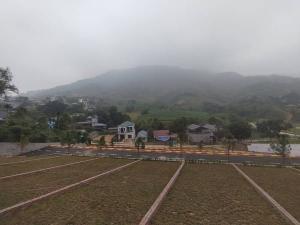 Đất mặt ngõ nông
