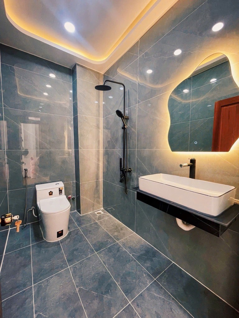 NHÀ-MỚI, HẺM KO NGẬP-NƯỚC, 1 TRỆT, 2LẦU, 4X15,DT 60M. ĐƯỜNG DƯƠNG CÁT LỢI CÁCH CHỢ PHÚ XUÂN 100M. NHỈNH 7TY.