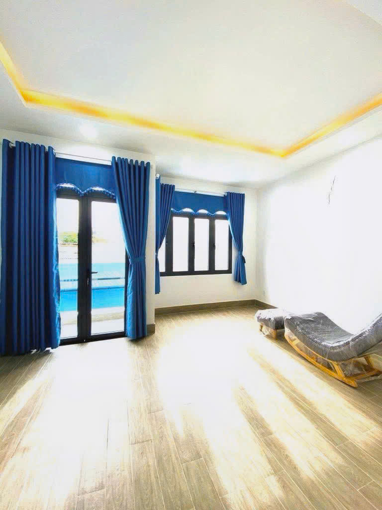 BÁN GẤP NHÀ PHỐ 51M2- HUỲNH TẤN PHÁT- ĐƯỜNG XE HƠI 2 CHIỀU- GIÁ CHỈ 5.35 TỶ- TẶNG FULL NỘI THẤT.