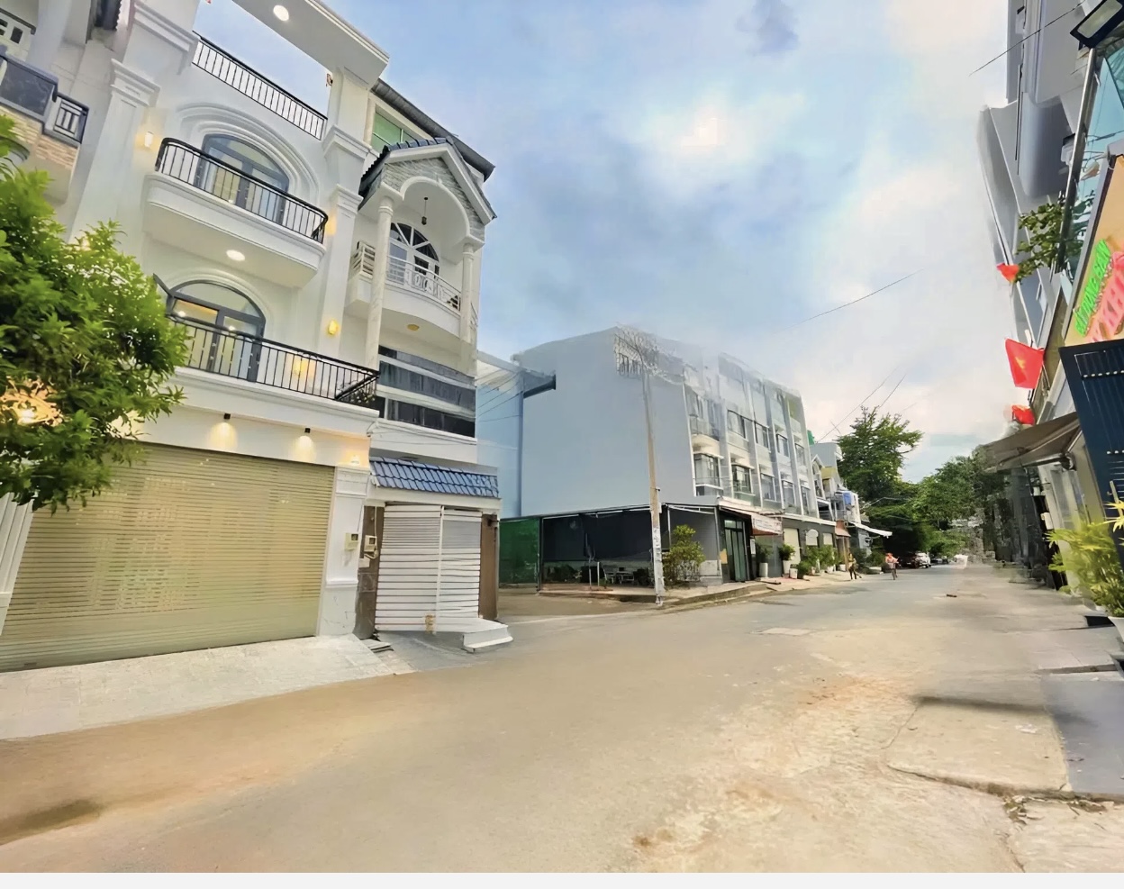 BÁN ĐẤT THỔ CƯ GẦN 100M2- ĐƯỜNG 8M- GẦN CHỢ PHÚ XUÂN- TT NHÀ BÈ- GIẢM 200 CÒN 6.2 TỶ.
