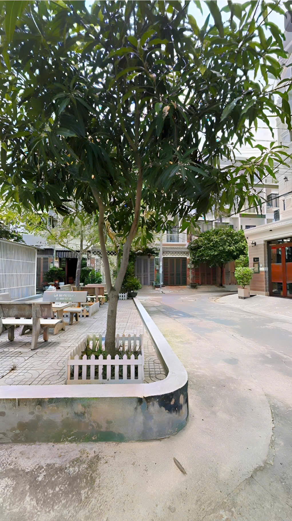 BÁN BIỆT THỰ KDC ĐƯỜNG 8M- 4 TẦNG- GẦN 80M2- NGANG 6,4M- TẶNG NỘI THẤT- TT NHÀ BÈ- GIẢM 300TR CÒN 7.6 TỶ.