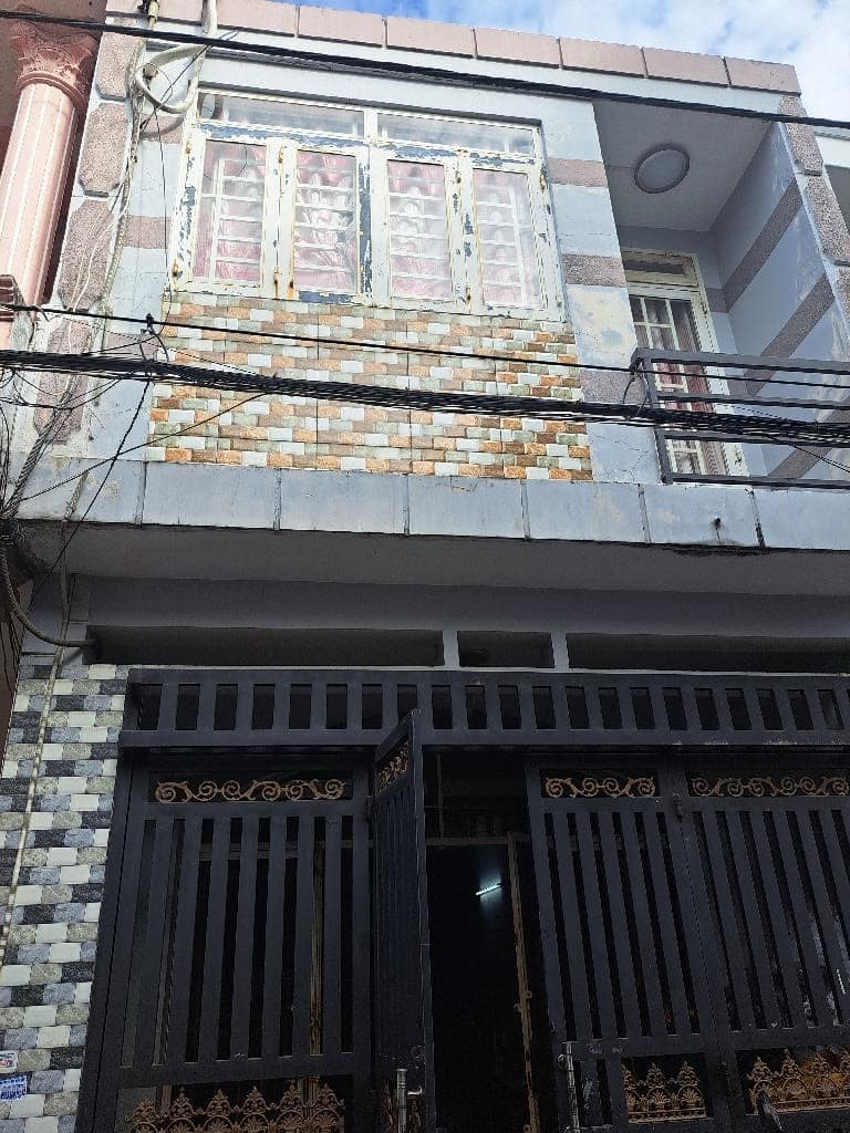NHÀ CHÍNH CHỦ CHƯA QUA ĐẦU TƯ GI.Á NHỈNH 4T.Ỷ ĐHT Q12