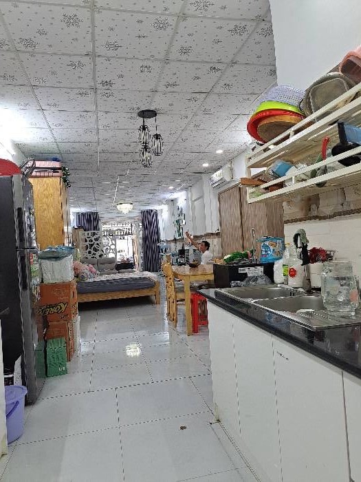 NHÀ ĐẸP 80M² NGAY NGUYỄN VĂN QUÁ – GIÁ CHỈ 5.5 TỶ