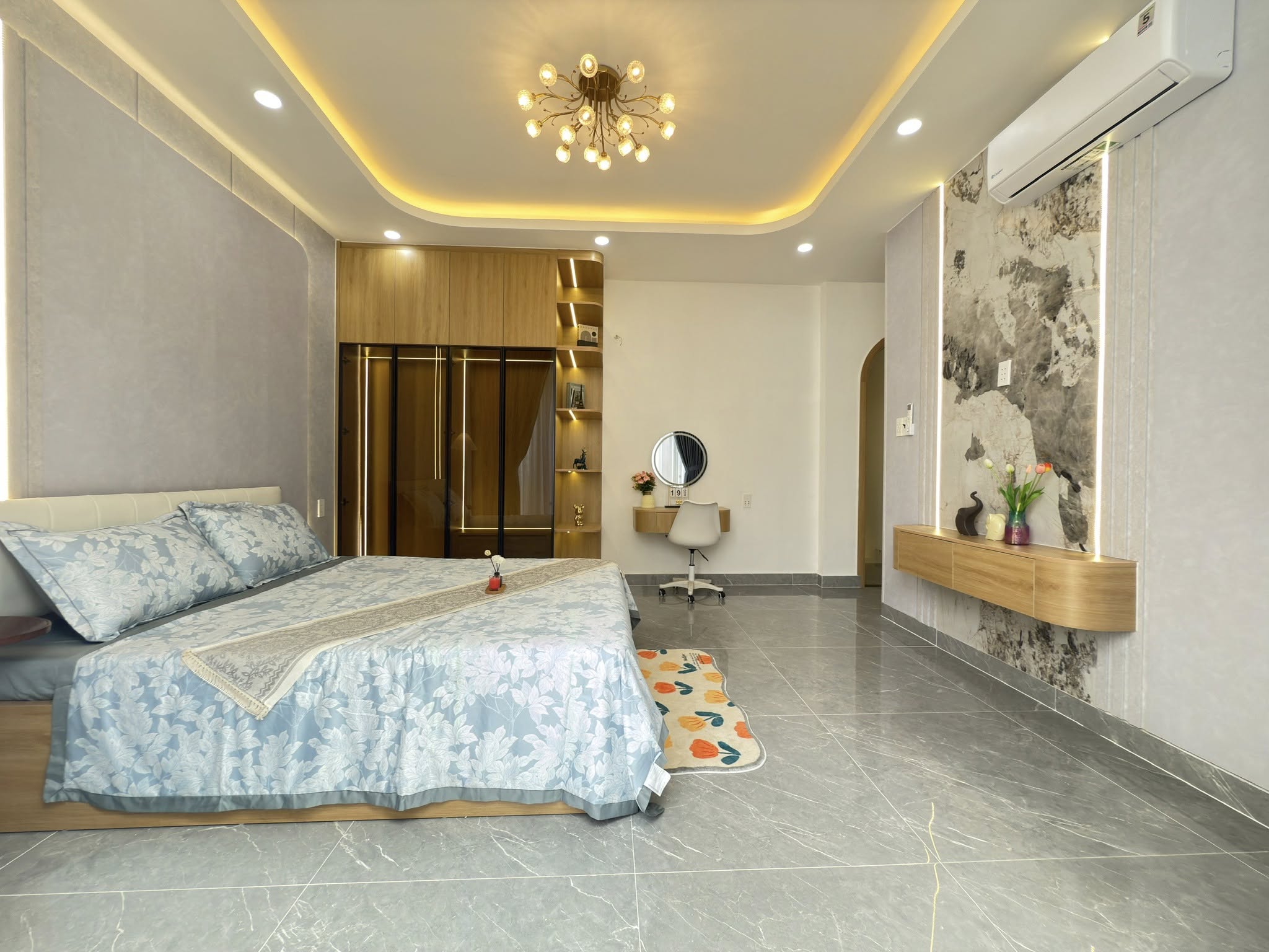 MỘT EM XINH TƯƠI NỮA LÊN SÓNG ĐC: ĐƯỜNG SỐ 59 P .14 GÒ VẤP