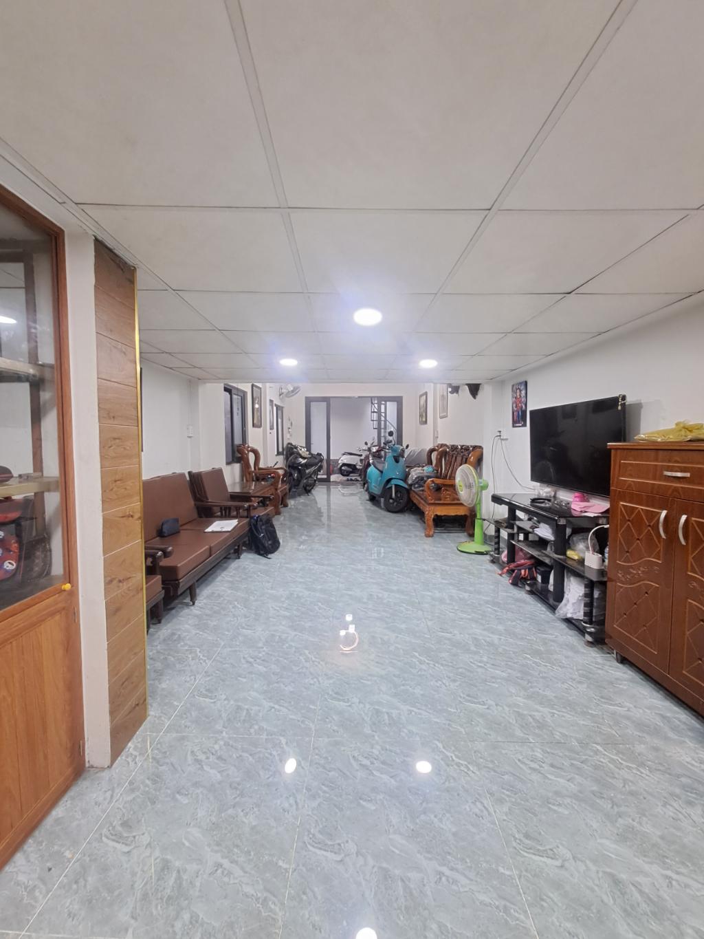 98M2 SÁT BÊN CHỢ CẦU GẦN QL1 CHỈ VỚI 4,5 TỶ