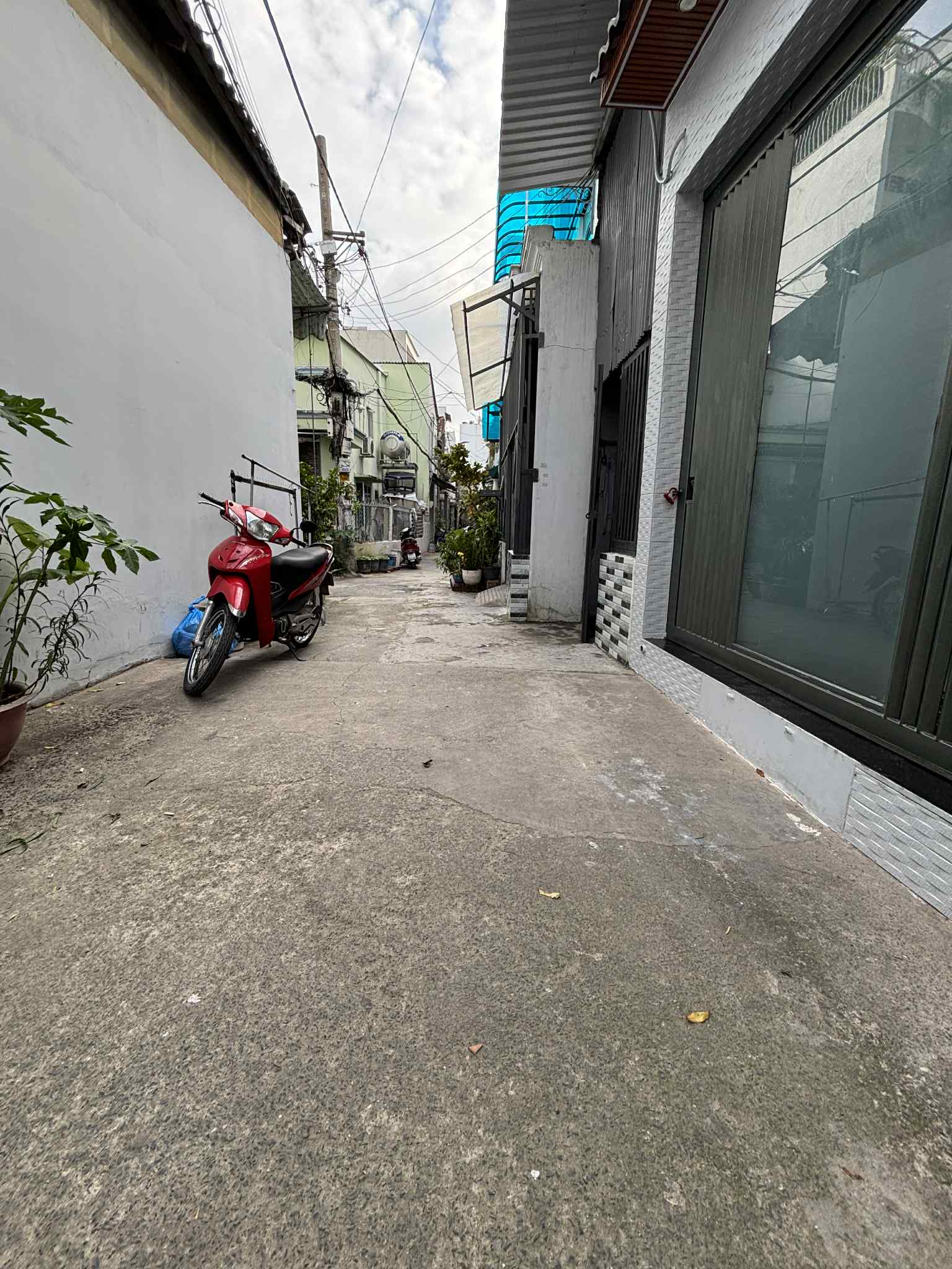NẰM KỀ CÔNG VIÊN LÀNG HOA_FULL NỘI THẤT_CHỈ 4,2TỶ