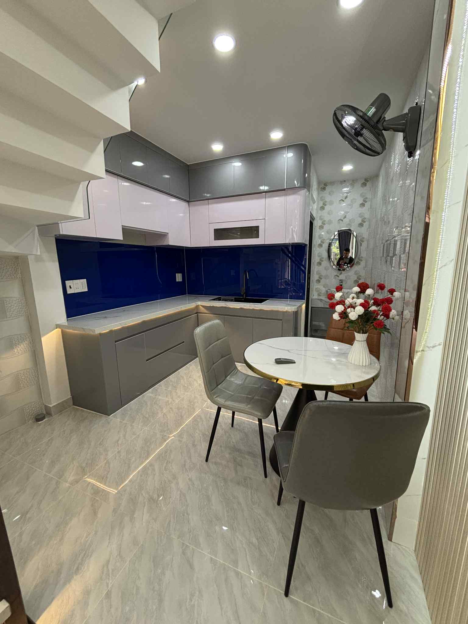 NẰM KỀ CÔNG VIÊN LÀNG HOA_FULL NỘI THẤT_CHỈ 4,2TỶ