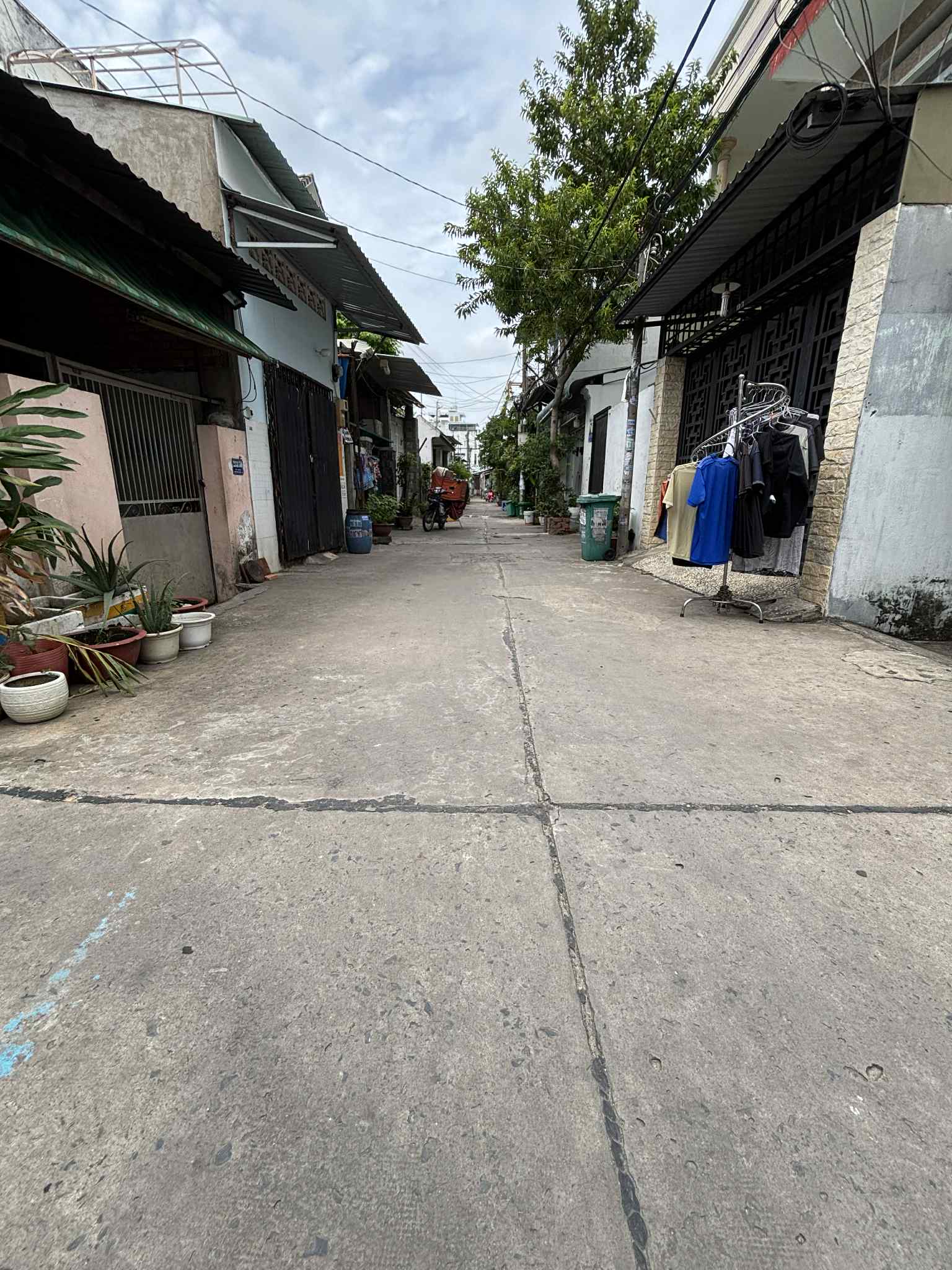 BÁN ĐẤT TẶNG DÃY TRỌ_NGUỒN THU SẴN 10TR/THÁNG_ CHỈ 5,5 TỶ