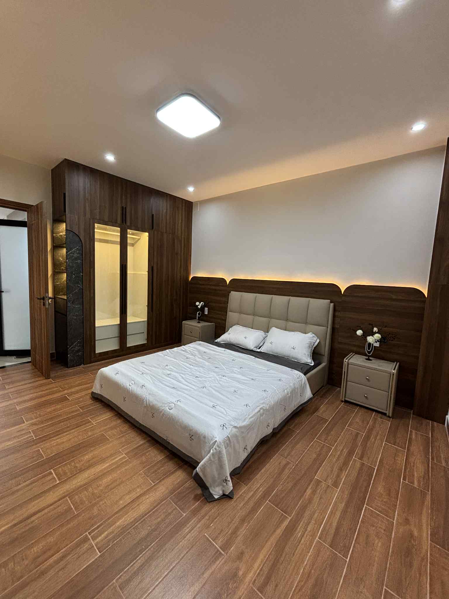 XE HƠI TẬN NƠI_NỞ HẬU TÀI LỘC_NHÀ ĐẸP TỚI NÓC_ CHỈ 6,38 TỶ