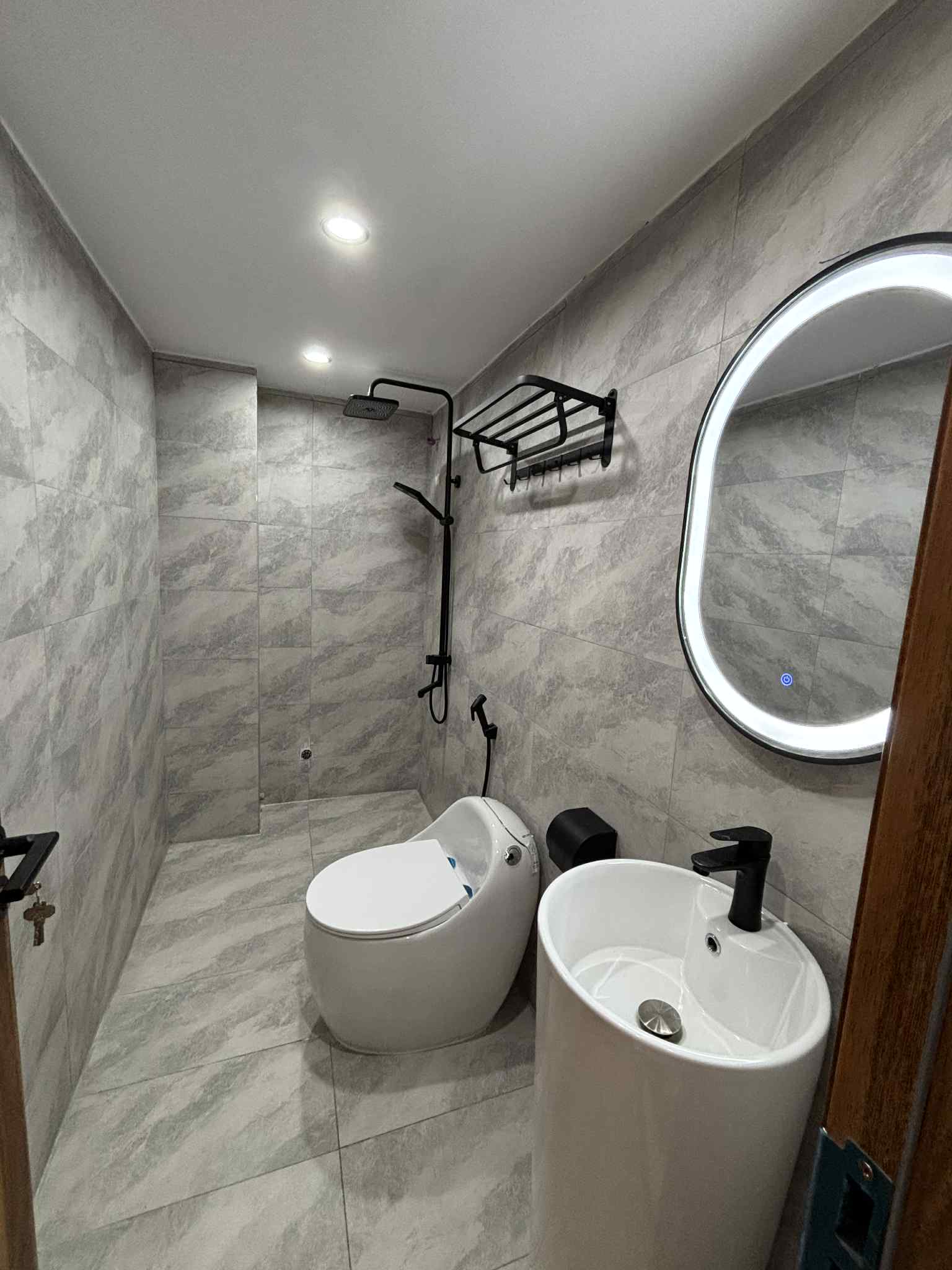 XE HƠI TẬN NƠI_NỞ HẬU TÀI LỘC_NHÀ ĐẸP TỚI NÓC_ CHỈ 6,38 TỶ