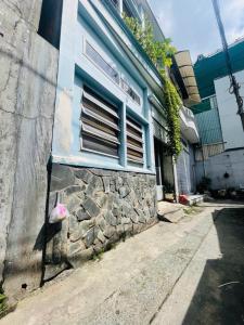 NHÀ GẦN CHỢ- SAU LƯNG CĂN MT- BTCT KIÊN CỐ CHỈ VỚI 3,95 TỶ