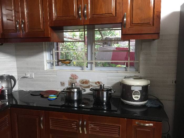 Bán nhà Giát Bát. Tập Thể 2 Tầng, Ô Tô đỗ cửa, ở ngay. DT 90m MT 4m, 3,6 tỷ