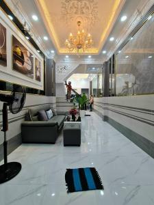PHÚ LƯƠNG NHÀ MỚI KOONG - CHỦ TỰ XÂY - Ô TÔ - GA RA - KINH DOANH