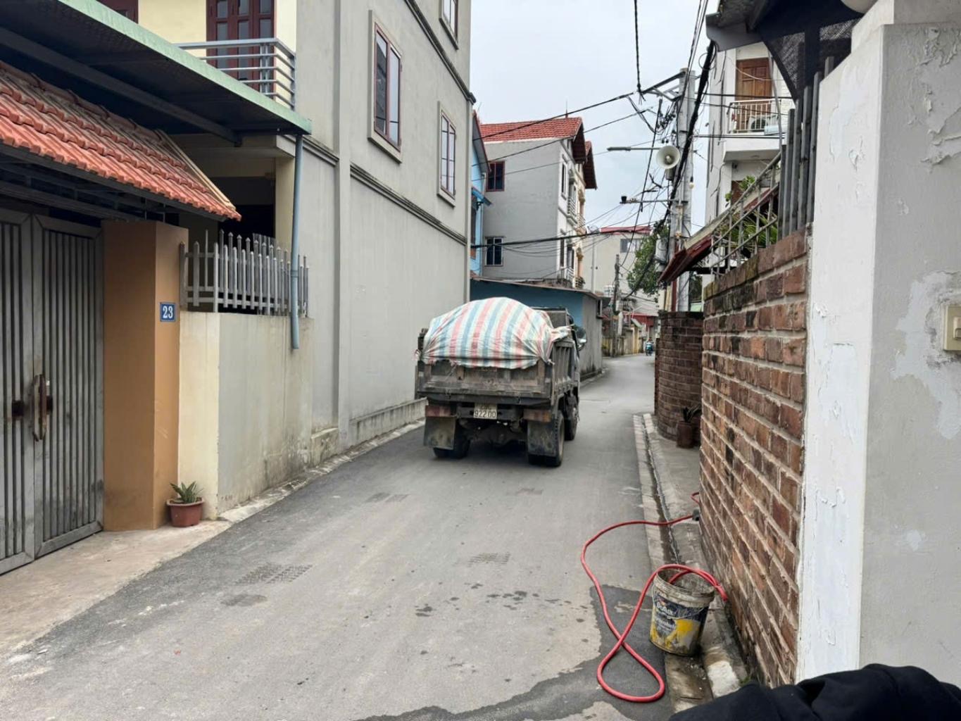 Bán gấp Ngọc Thuỵ trong đê oto 58m2 giá 4.2 tỷ