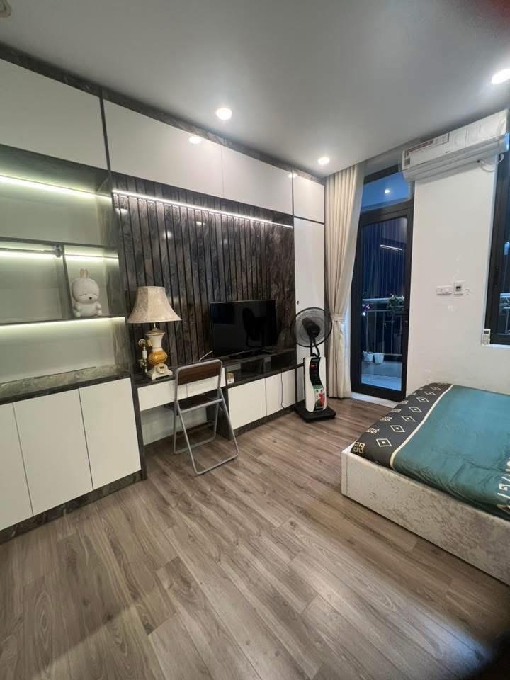 Bán nhà Long Biên , 4 tầng xây mới giá 8tỷ
