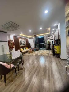 Bán nhà Long Biên , 4 tầng xây mới giá 8tỷ