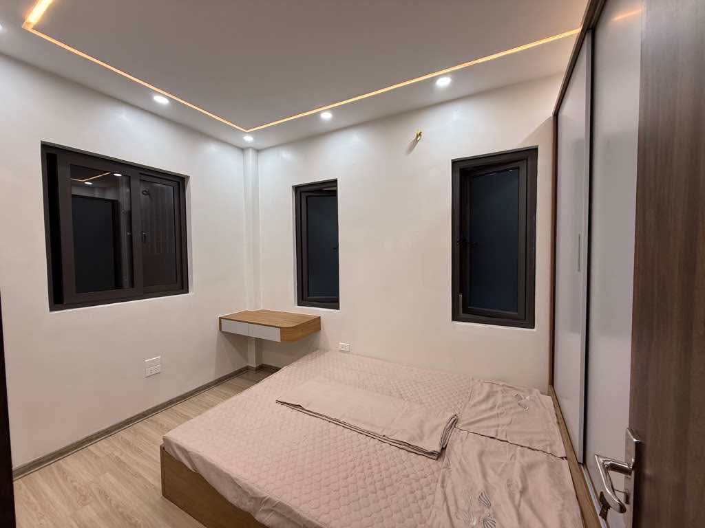 CẦN B.Á.N TOÀ CĂN HỘ DỊCH - 8 TẦNG THANG MÁY - 19 PHÒNG KHÉP KÍN FULL ĐỒ - DÒNG TIỀN 130 TRIỆU/1 THÁNG. P. Hào Nam , Q.Đống Đa:70m , mặt tiền 5m, 23 tỷ! ,