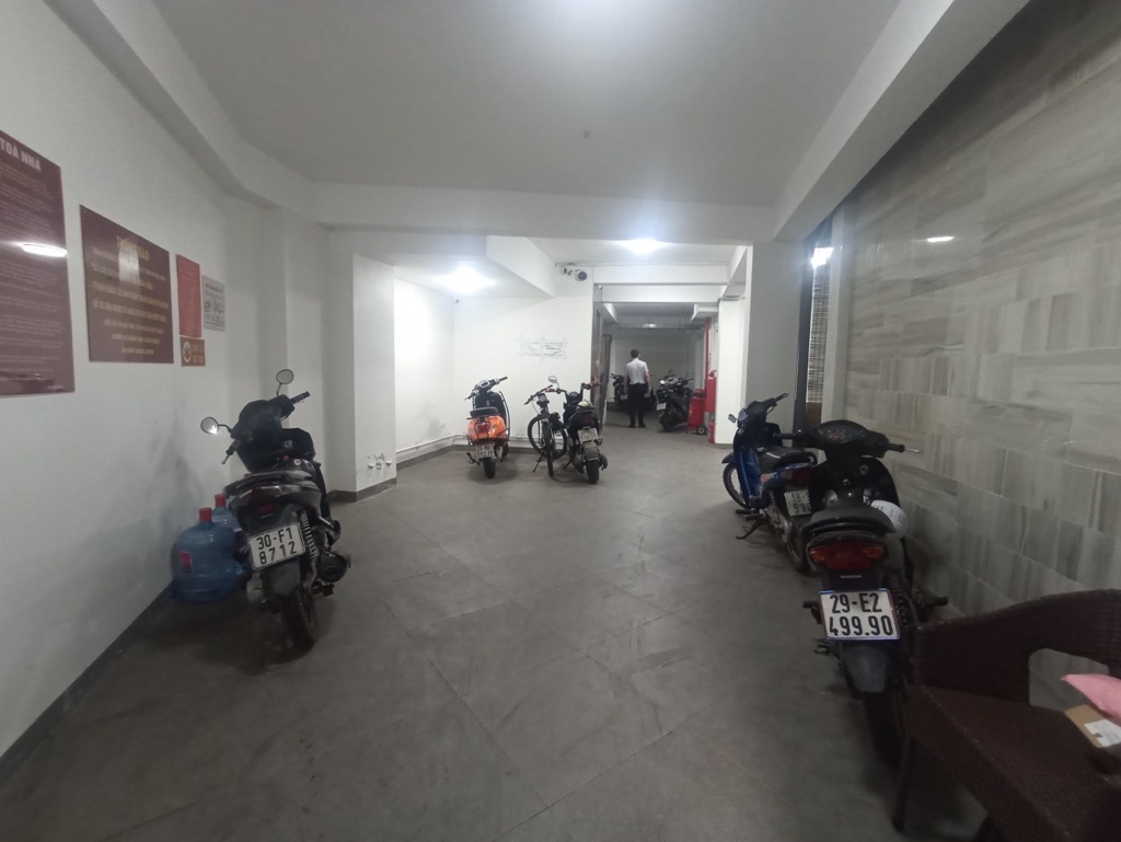 CCMN Hào Nam ,8 Tầng thang máy, 19 phòng, PCCC đầy đủ