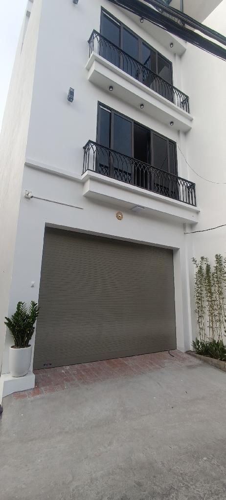 Bán nhà 4 tầng mới xây, hiện đại, đầy đủ công năng