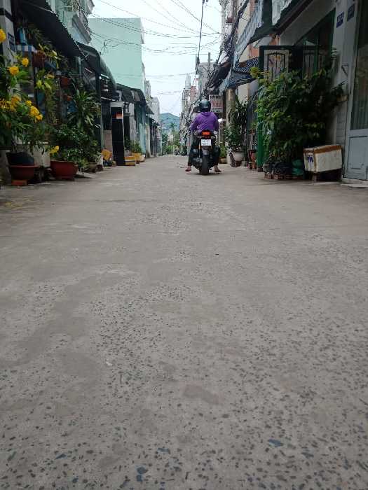 Bán nhà giá tốt 2,65 tỷ Hiệp Thành 13, quận 12