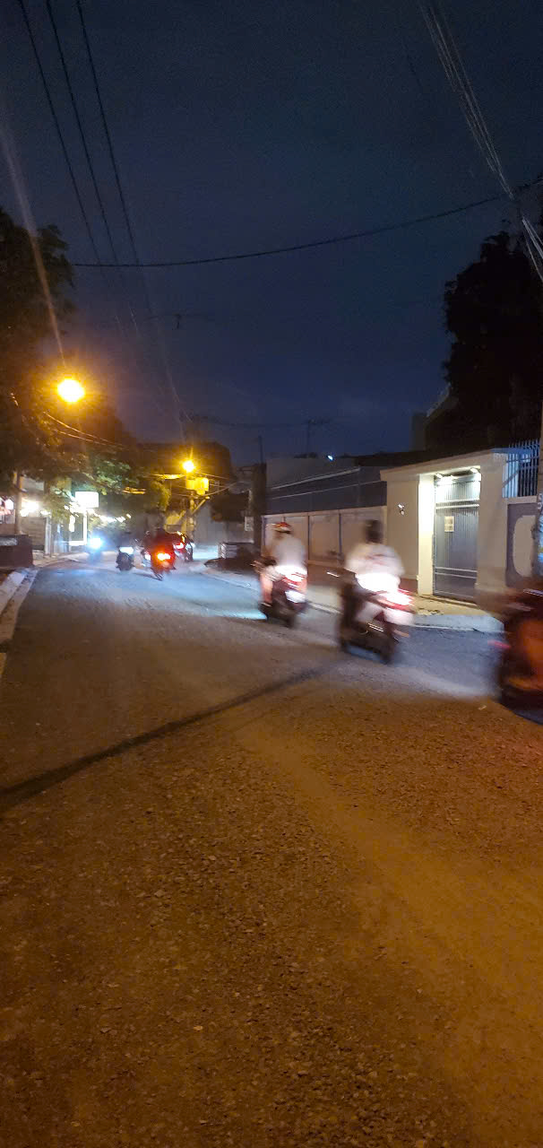 Nhỉnh 4 tỷ gần 100m2 kế Hoàng Diệu 2