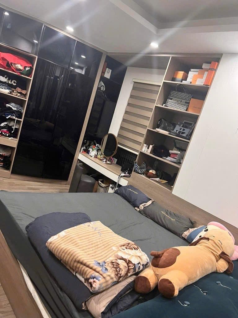 Bán nhà tt 2n1k phố Vũ trọng phụng 4.25 tỷ 60m2 otô đỗ cổng,  sổ đỏ sẵn két