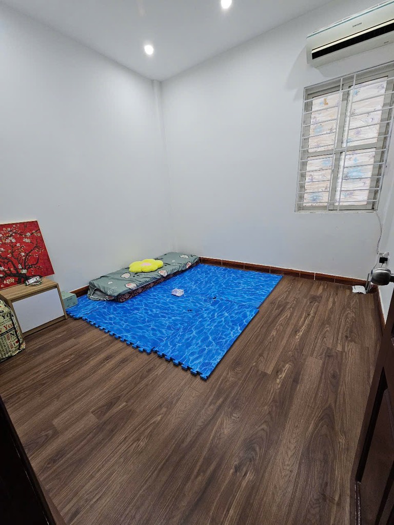 Bán gấp nhà Nam Dư Lĩnh Nam 32,3m giá 6,850 tỷ 4 tầng xinh xắn
