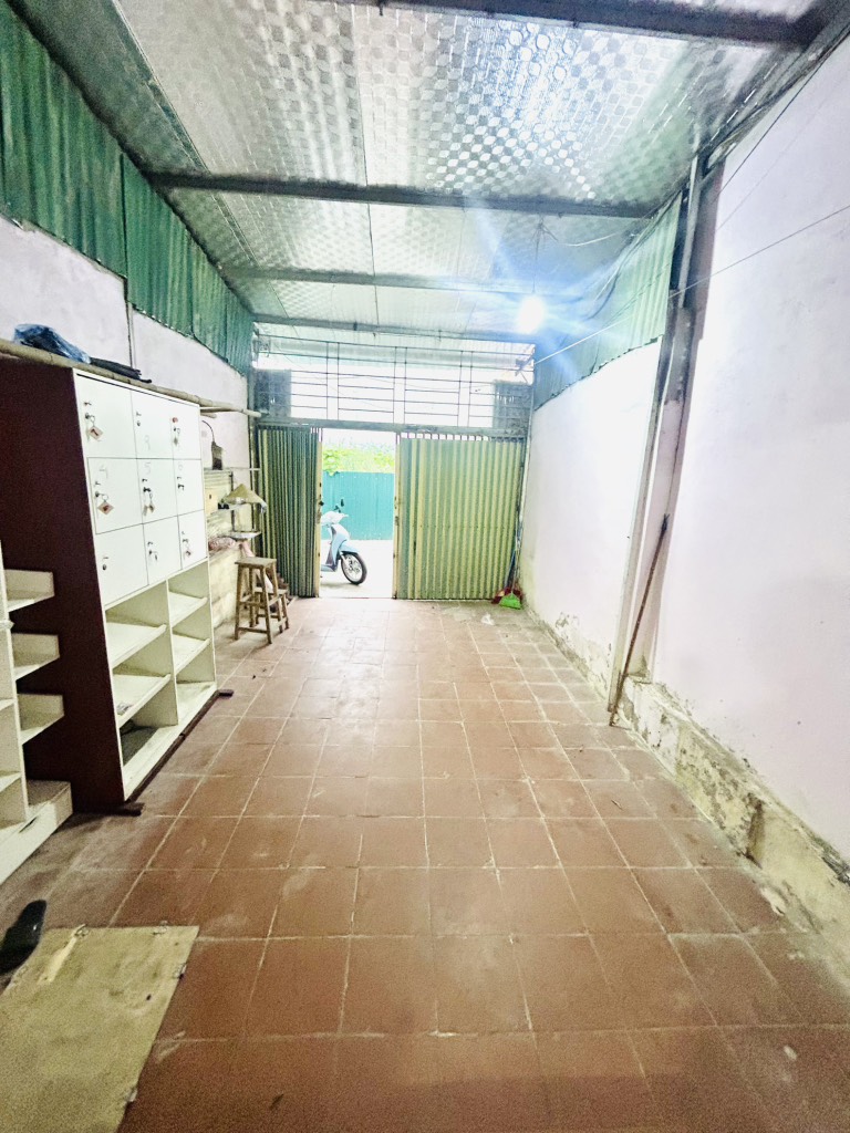 Bán gấp nhà Nam Dư Lĩnh Nam 32,3m giá 6,850 tỷ 4 tầng xinh xắn
