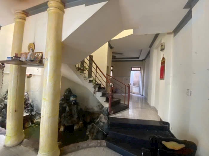 CHỦ CẦN BÁN GẤP CĂN NHÀ HẺM Ô TÔ TRÁNH THÔNG 8M, HẠ GIÁ 300TR CÒN 5 TỶ ( GIÁ CỦ 5,3 TỶ)