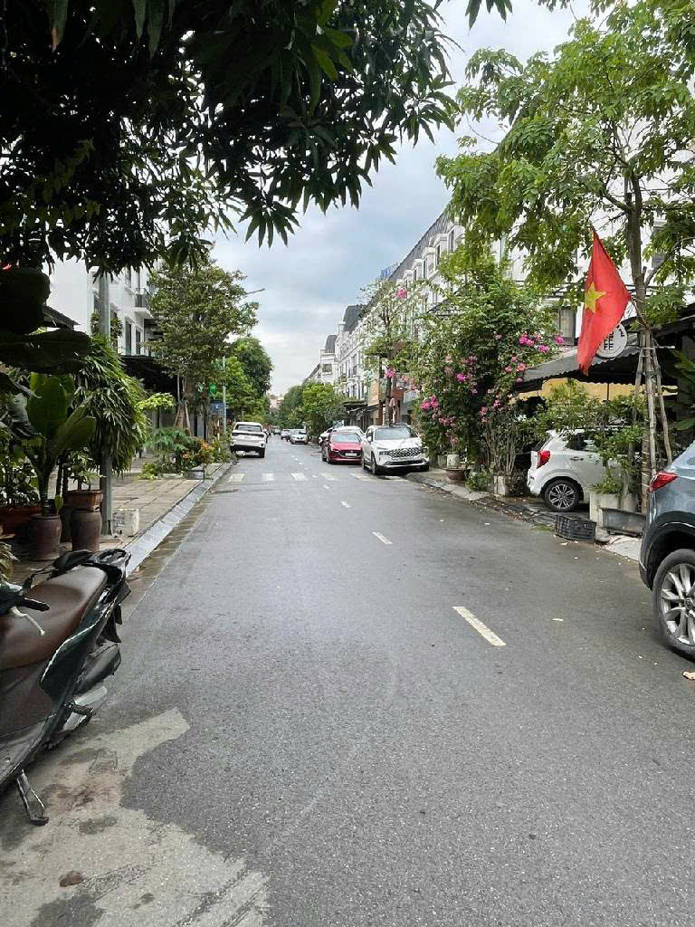 CỰC PHẨM QUANG LÃM HÀ ĐÔNG_ CHỈ HƠN 12 TỶ CÓ NGAY 48M _ NHÀ MỚI SĂN Ở _ 7 TẦNG THANG MÁY _ Ô TÔ