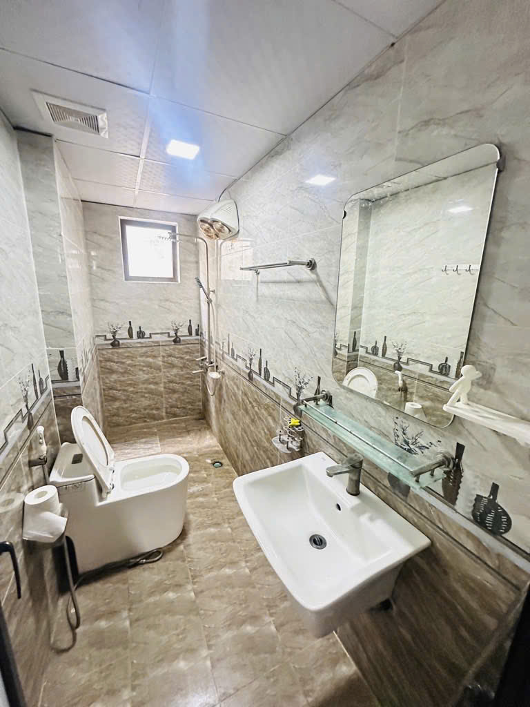 MAN BỒI GỐC GĂNG BALA HÀ ĐÔNG 50M CHỈ HƠN 14 TỶ - 6 TẦNG THANG MÁY - PHÂN LÔ VỈA HÈ - Ô TÔ TRÁNH -