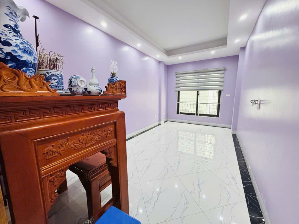 bán nhà  phú lương 50m chỉ hơn 6 tỷ xíu ,nhà 5 tầng chắc chắn ,nội thất đẹp ,ô tô tránh 50m ,nhà