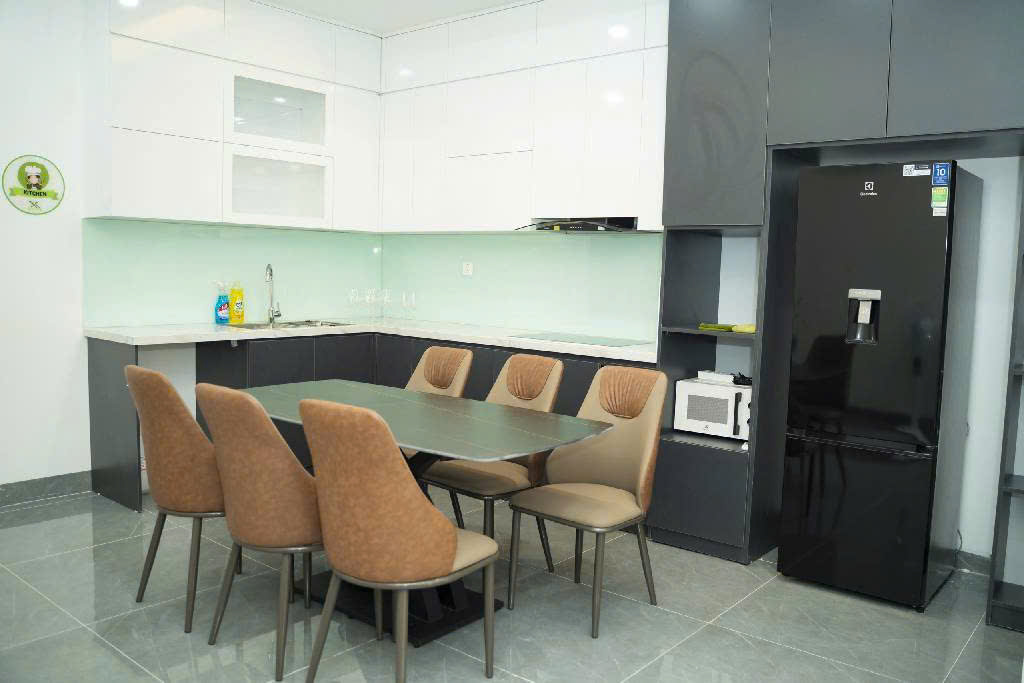 BÌNH MINH THANH OIAI HÀ MỘI _51M CHỈ HƠN 4 TỶ -20M RA CHỖ ĐỖ Ô TÔ_KHU DÂN CƯ ĐÔNG ĐÚC_FULL NỘI THẤT