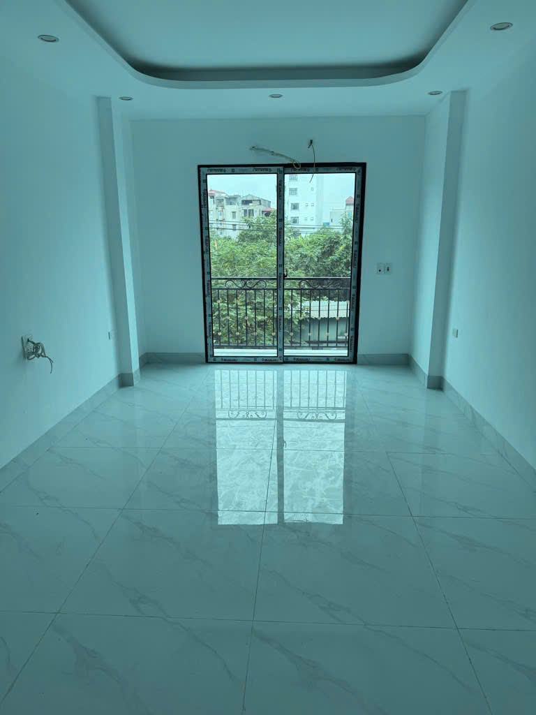 Lk khu đấu giá Quang Lãm, 48m² hơn 11 tỷ, thang máy sịn, ôtô ngủ trong nhà, MT khủng.