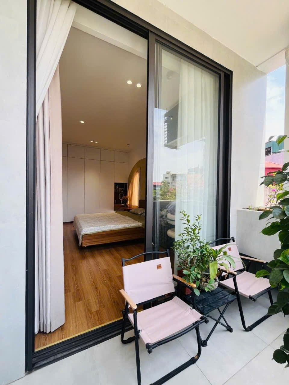 SIÊU PHẨM LA KHÊ HÀ ĐÔNG 35M Ô TÔ VÀO NHÀ _NỘI THẤT SỊN _DÂN XÂY CHẮC CHẮN NHỈNH 12 TỶ